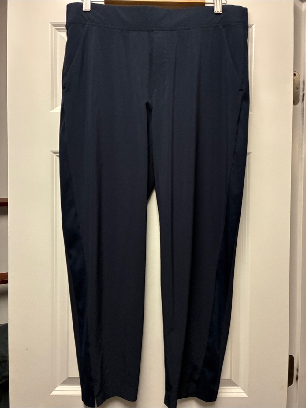 Athleta Brooklyn Ankle Pants in Navy Blue